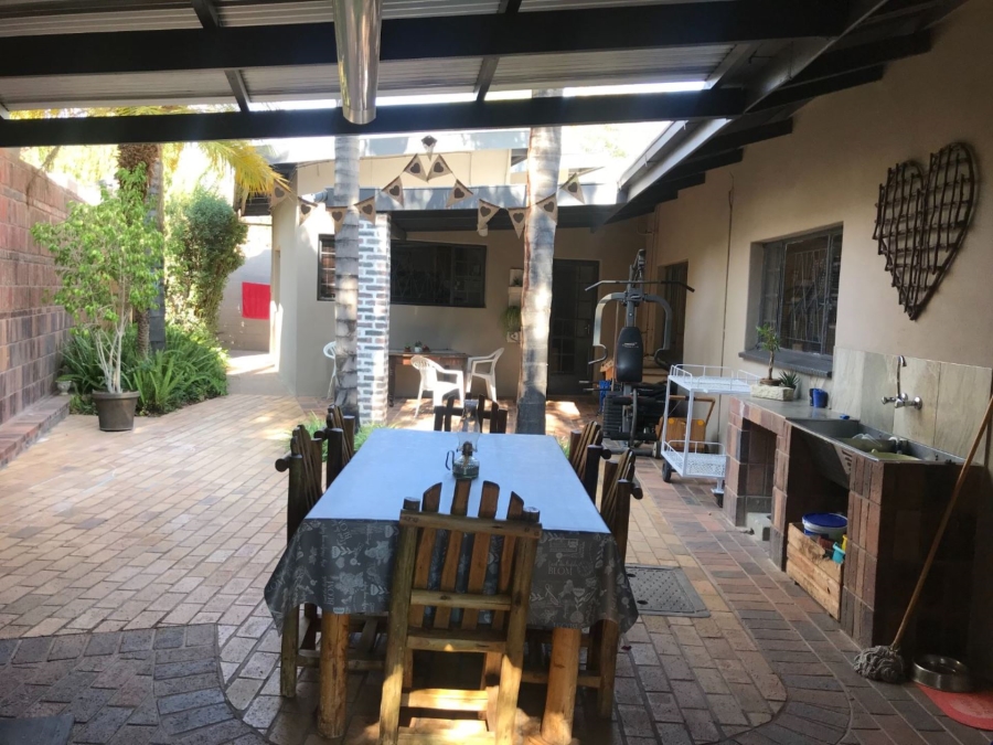 4 Bedroom Property for Sale in Die Rand Northern Cape